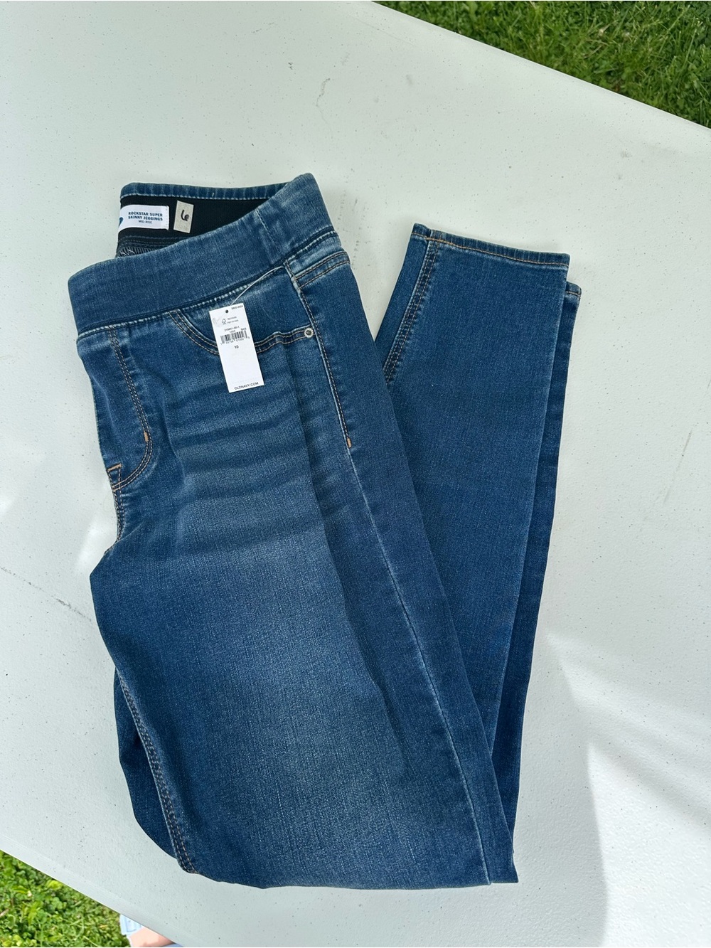 Old Navy Women’s Blue Denim Pull- Up Skinny Jeans - Classic Stretch Fit